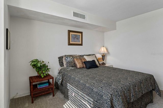 10355 PARADISE BOULEVARD 604, Treasure Island, FL 33706