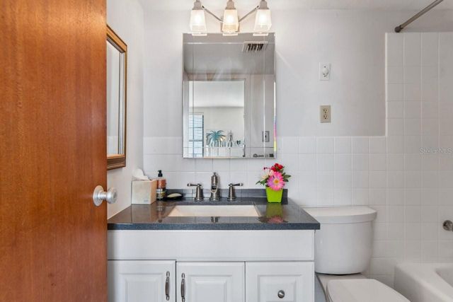 10355 PARADISE BOULEVARD 604, Treasure Island, FL 33706