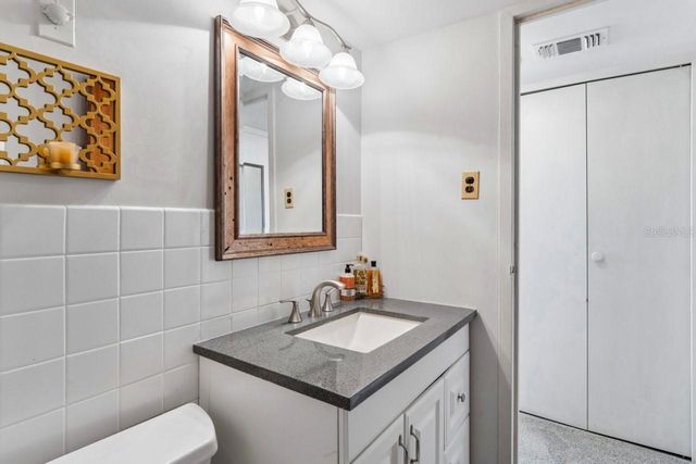 10355 PARADISE BOULEVARD 604, Treasure Island, FL 33706