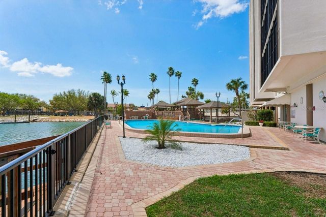 10355 PARADISE BOULEVARD 604, Treasure Island, FL 33706