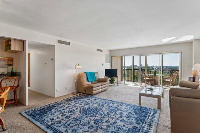 10355 PARADISE BOULEVARD 604, Treasure Island, FL 33706