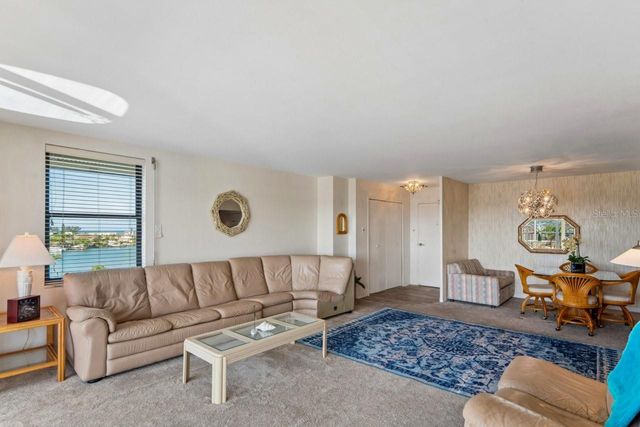 10355 PARADISE BOULEVARD 604, Treasure Island, FL 33706