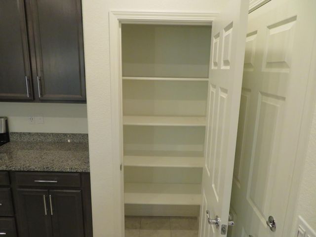 7946 Pitcher St, Citrus Heights, CA 95610