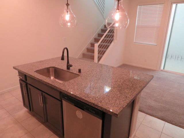 7946 Pitcher St, Citrus Heights, CA 95610