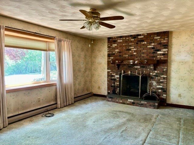 4122 Acushnet Ave, New Bedford, MA 02745