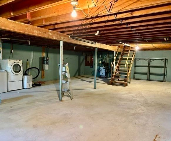 4122 Acushnet Ave, New Bedford, MA 02745