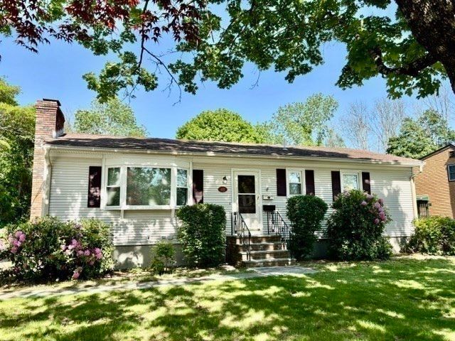 4122 Acushnet Ave, New Bedford, MA 02745