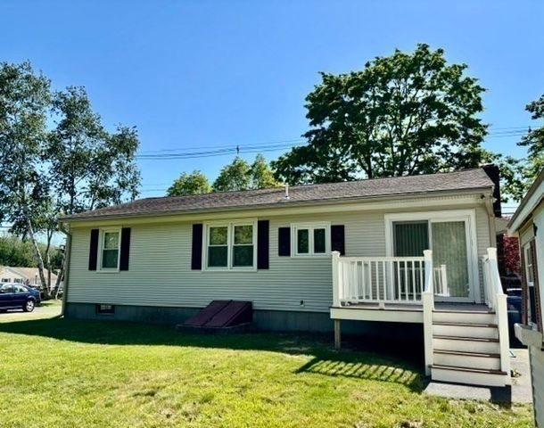 4122 Acushnet Ave, New Bedford, MA 02745