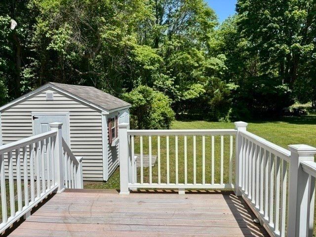 4122 Acushnet Ave, New Bedford, MA 02745