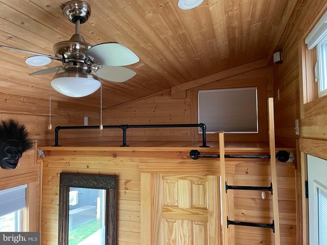 867 SCHWANGER BLVD, Elizabethtown, PA 17022