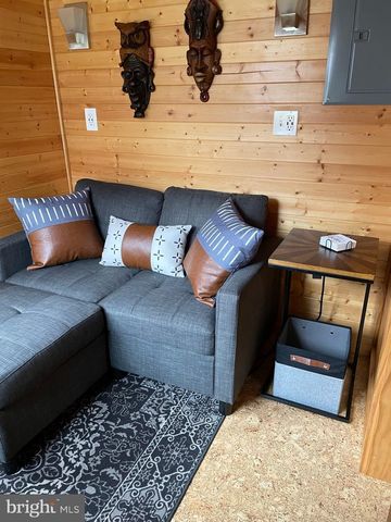 867 SCHWANGER BLVD, Elizabethtown, PA 17022