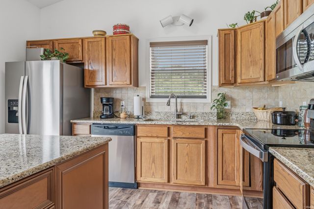 10247 Erwin Lane, New Haven, IN 46774