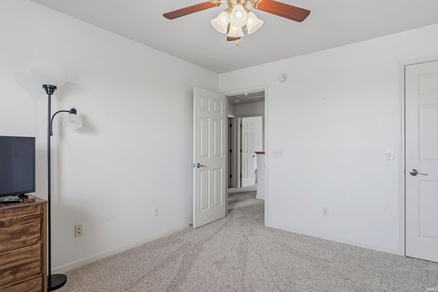 10247 Erwin Lane, New Haven, IN 46774