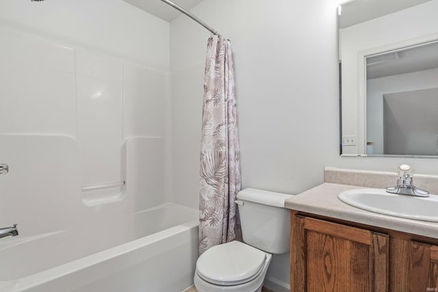 10247 Erwin Lane, New Haven, IN 46774