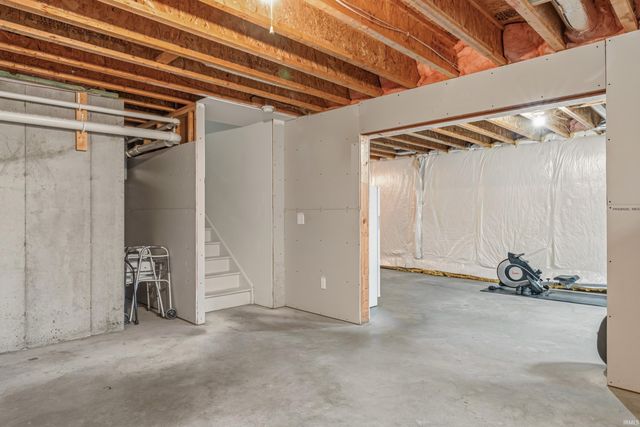 10247 Erwin Lane, New Haven, IN 46774