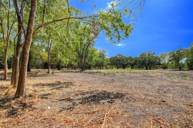 17827 S Hwy 35, Pearland, TX 77581