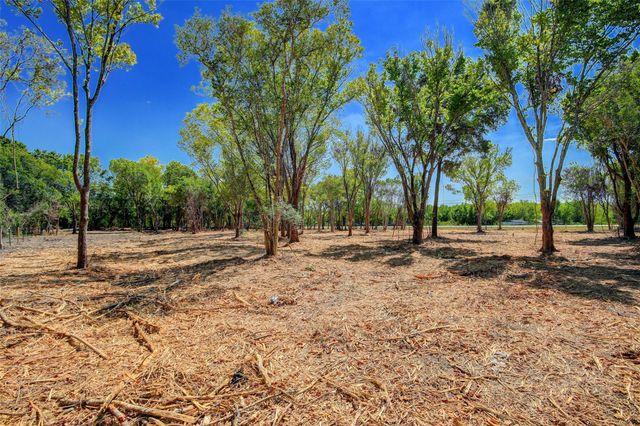 17827 S Hwy 35, Pearland, TX 77581