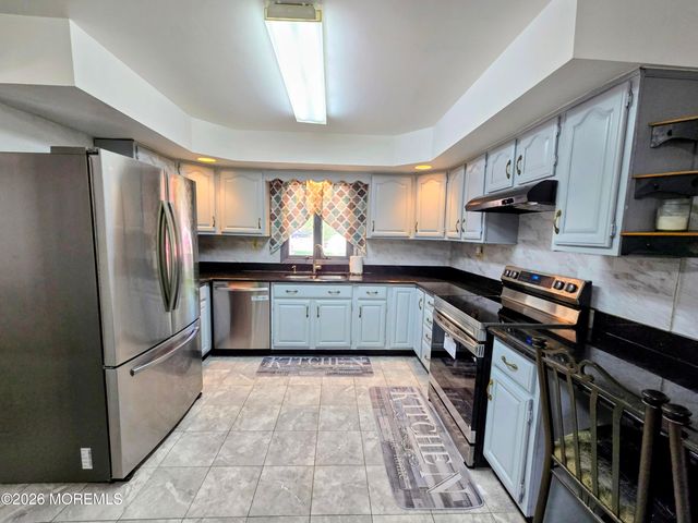 287 Church Street, Aberdeen, NJ 07747
