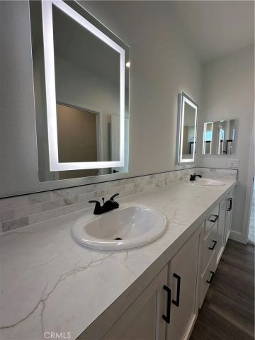 19361 Brookhurst 33, Huntington Beach, CA 92646