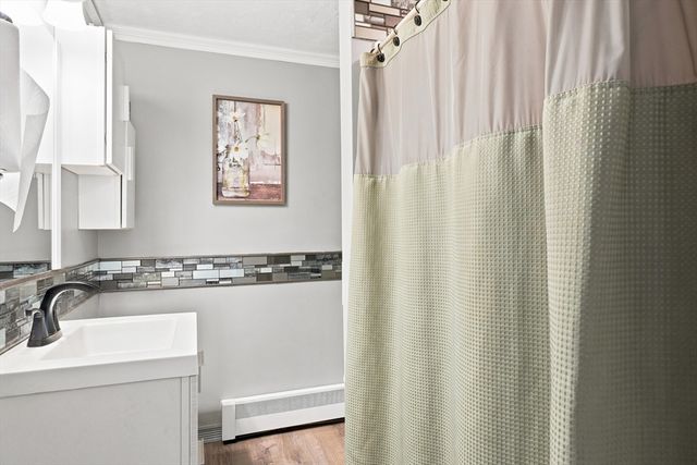 96 I St, Dracut, MA 01826