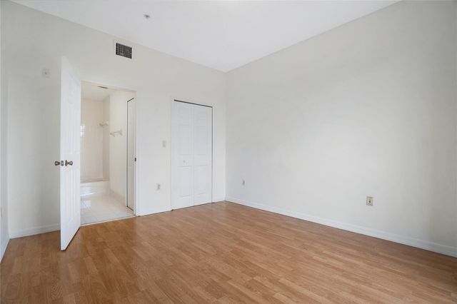 7085 Nova Drive 319, Davie, FL 33317