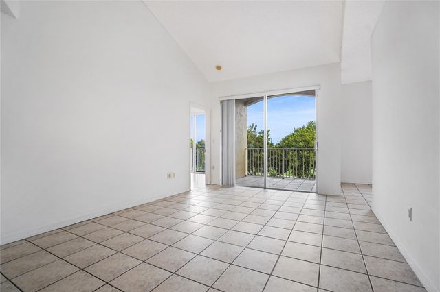 7085 Nova Drive 319, Davie, FL 33317