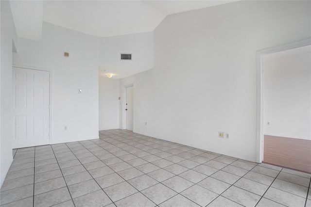 7085 Nova Drive 319, Davie, FL 33317