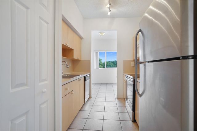 7085 Nova Drive 319, Davie, FL 33317