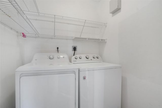 7085 Nova Drive 319, Davie, FL 33317