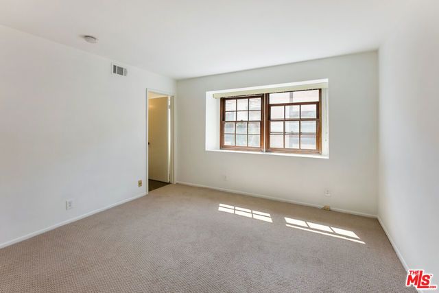 11940 Weddington Street 17, Valley Village, CA 91607