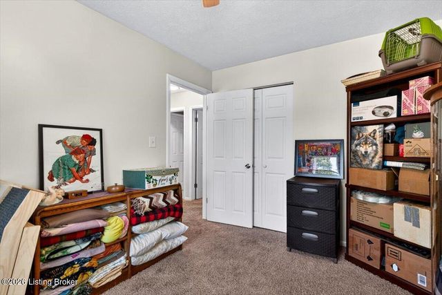 7000 Cochise Ct, Louisville, KY 40258