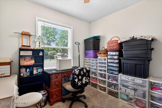 7000 Cochise Ct, Louisville, KY 40258