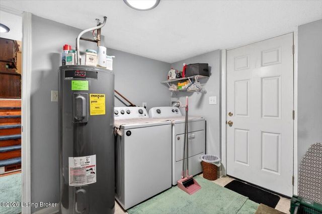 7000 Cochise Ct, Louisville, KY 40258