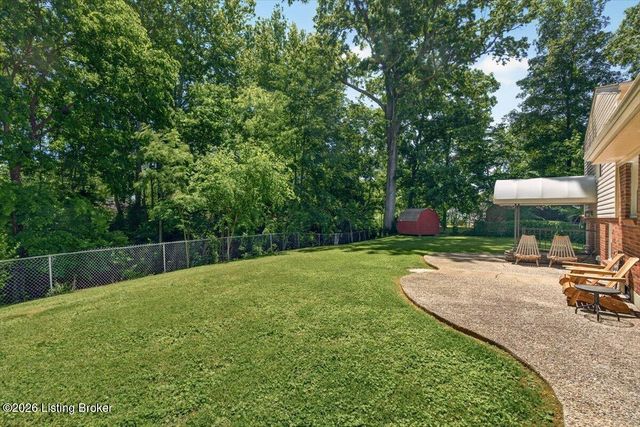 7000 Cochise Ct, Louisville, KY 40258