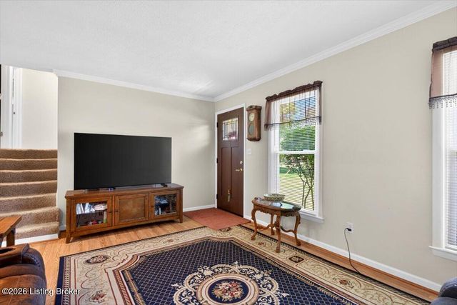 7000 Cochise Ct, Louisville, KY 40258