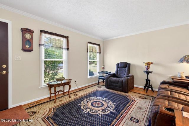7000 Cochise Ct, Louisville, KY 40258