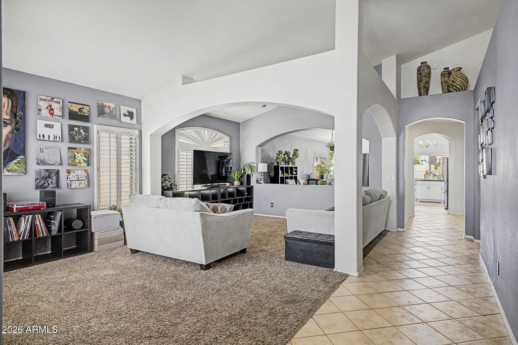 4733 E BIGHORN Avenue, Phoenix, AZ 85044 — photo 4