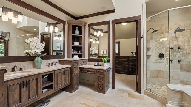 19360 163rd Court NE, Woodinville, WA 98072