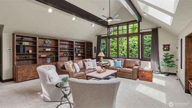 19360 163rd Court NE, Woodinville, WA 98072