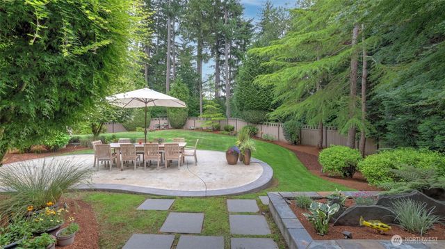19360 163rd Court NE, Woodinville, WA 98072