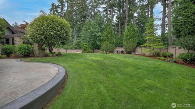 19360 163rd Court NE, Woodinville, WA 98072