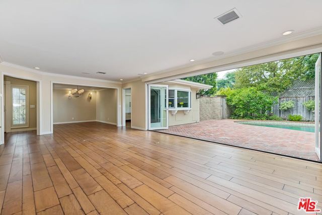 4211 W Toluca Lake Lane, Toluca Lake (los Angeles), CA 91505