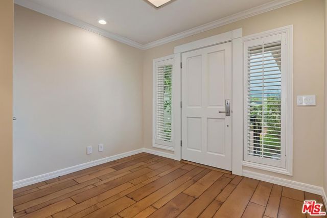 4211 W Toluca Lake Lane, Toluca Lake (los Angeles), CA 91505