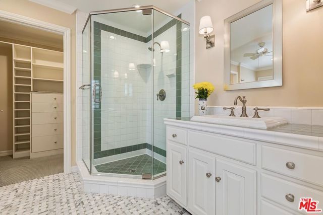 4211 W Toluca Lake Lane, Toluca Lake (los Angeles), CA 91505