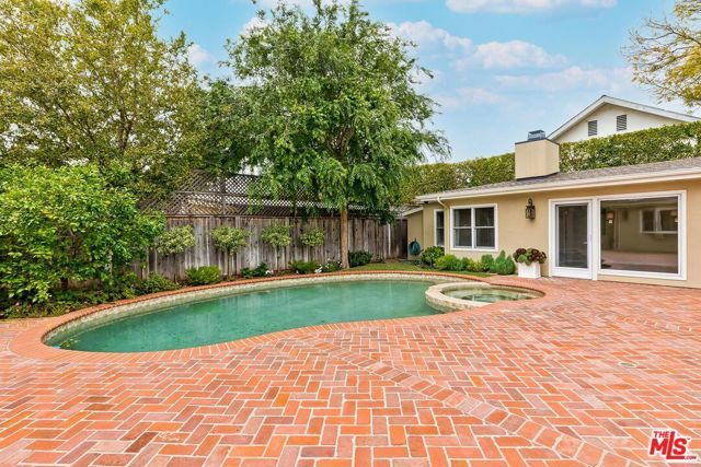 4211 W Toluca Lake Lane, Toluca Lake (los Angeles), CA 91505