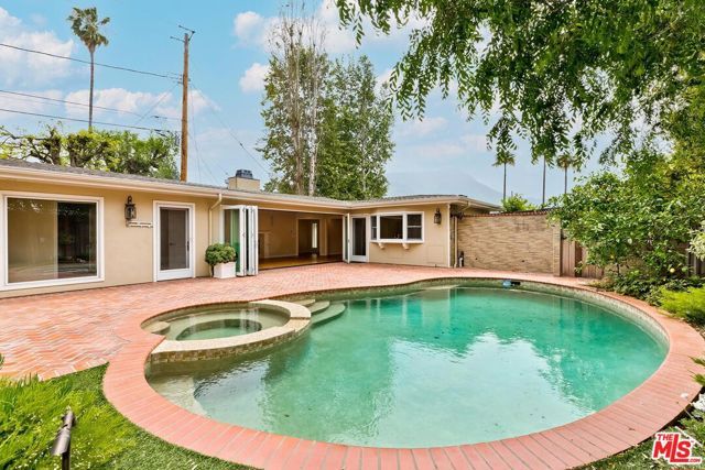 4211 W Toluca Lake Lane, Toluca Lake (los Angeles), CA 91505