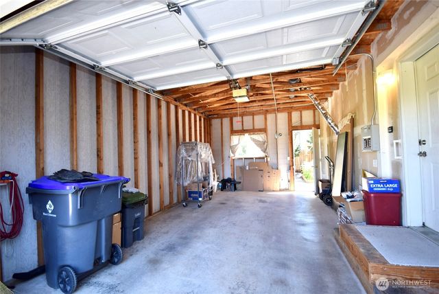 612 N Seventh Avenue, Sequim, WA 98382