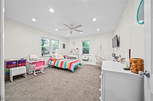 704 Skyline Drive, Van Buren, AR 72956