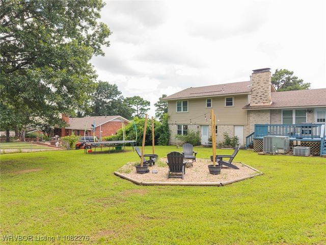704 Skyline Drive, Van Buren, AR 72956