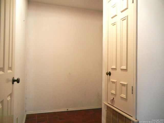 4212 Medical Dr Unit 301, San Antonio, TX 78229